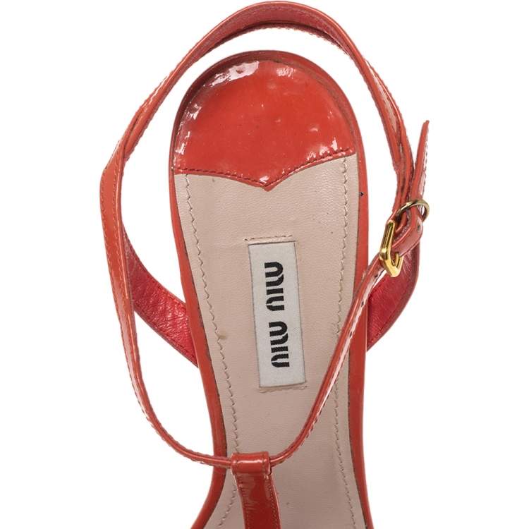 Pre Owned Miu Miu Orange Patent Leather T Strap Platform Sandals Size 39