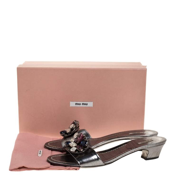 Pre Owned Miu Miu Silver Leather Crystal Embellished Slide Sandals Size 40