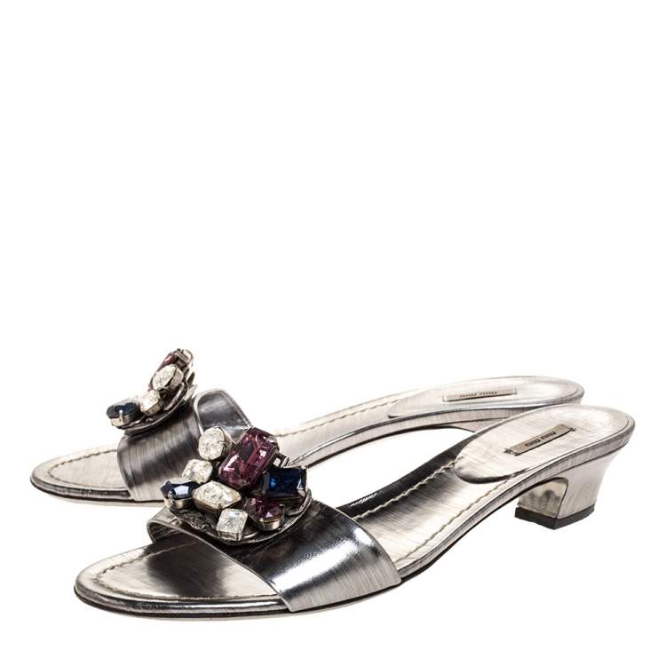 Pre Owned Miu Miu Silver Leather Crystal Embellished Slide Sandals Size 40
