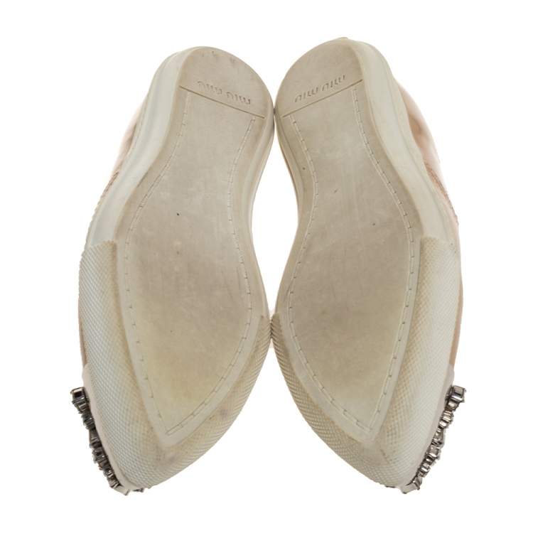 Pre Owned Miu Miu Beige Patent Leather Crystal Embellished Pointed Cap Toe Slip On Sneakers Size 35