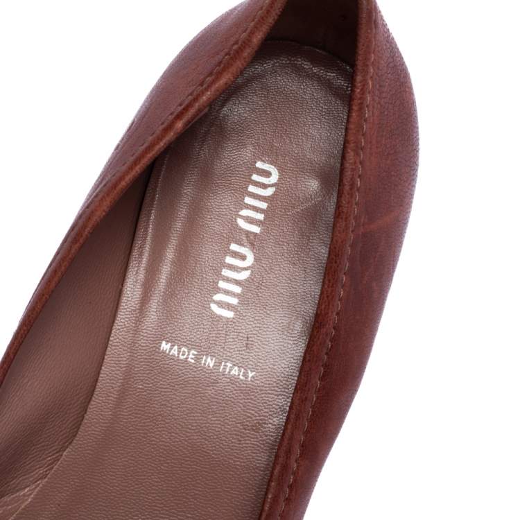 Pre Owned Miu Miu Brown Leather Jewel Embellished Kitten Heel Pointed Pumps Size 37