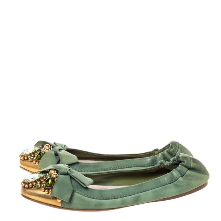 Pre Owned Miu Miu Green Leather Crystal, Bead And Bow Embellished Cap Toe Ballet Flats Size 38