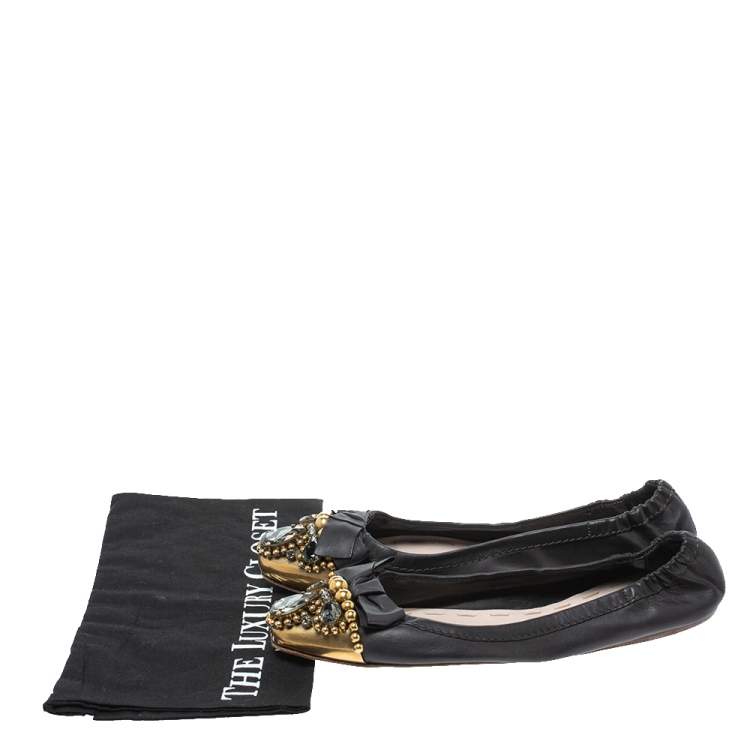 Pre Owned Miu Miu Black Leather Crystal, Bead And Bow Embellished Cap Toe Ballet Flats Size 40
