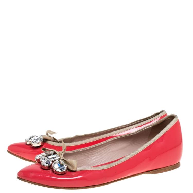 Pre Owned Miu Miu Orange Patent Leather Crystal And Bow Embellished Ballet Flat Size 39