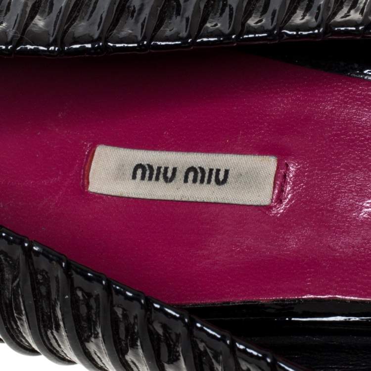 Pre Owned Miu Miu Black Ruched Patent Leather Peep Toe Pumps Size 39