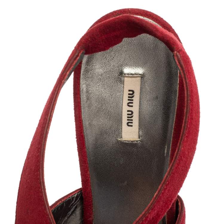 Pre Owned Miu Miu Maroon Suede Peep Toe Slingback Platform Sandals Size 38