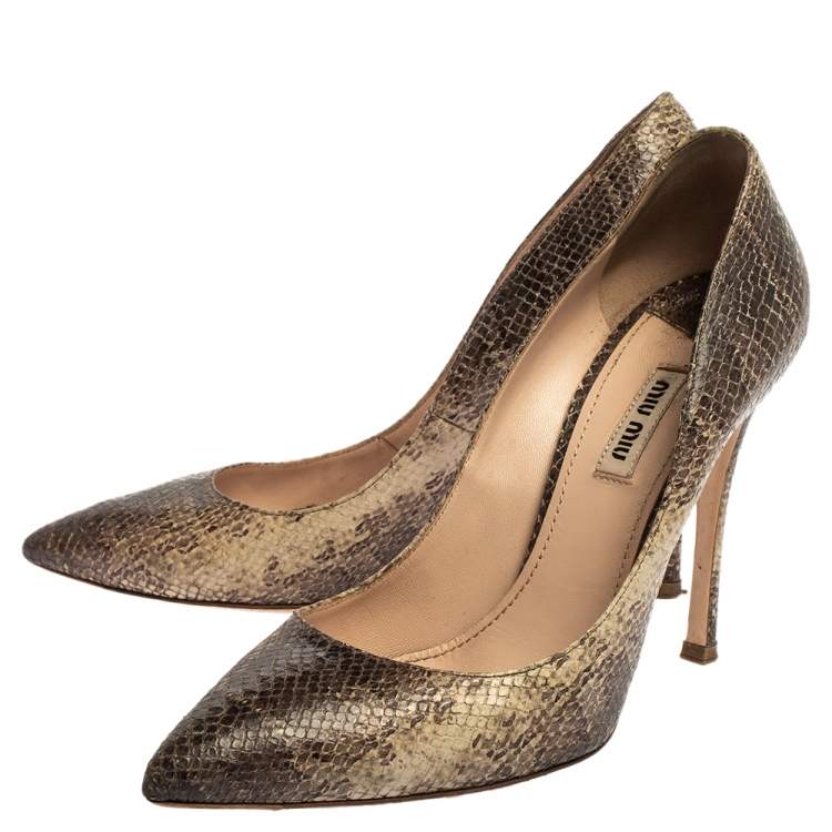 Pre Owned Miu Miu Two Tone Python Embossed Leather Pointed Toe Pumps Size 39