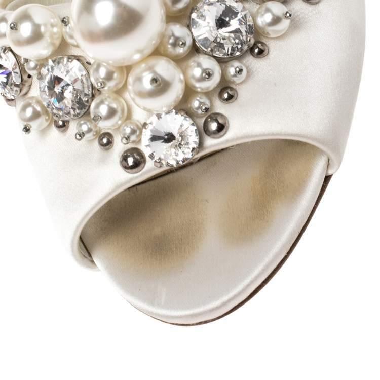 Pre Owned Miu Miu Cream Satin Crystal/Pearl Embellished Slide Size 35