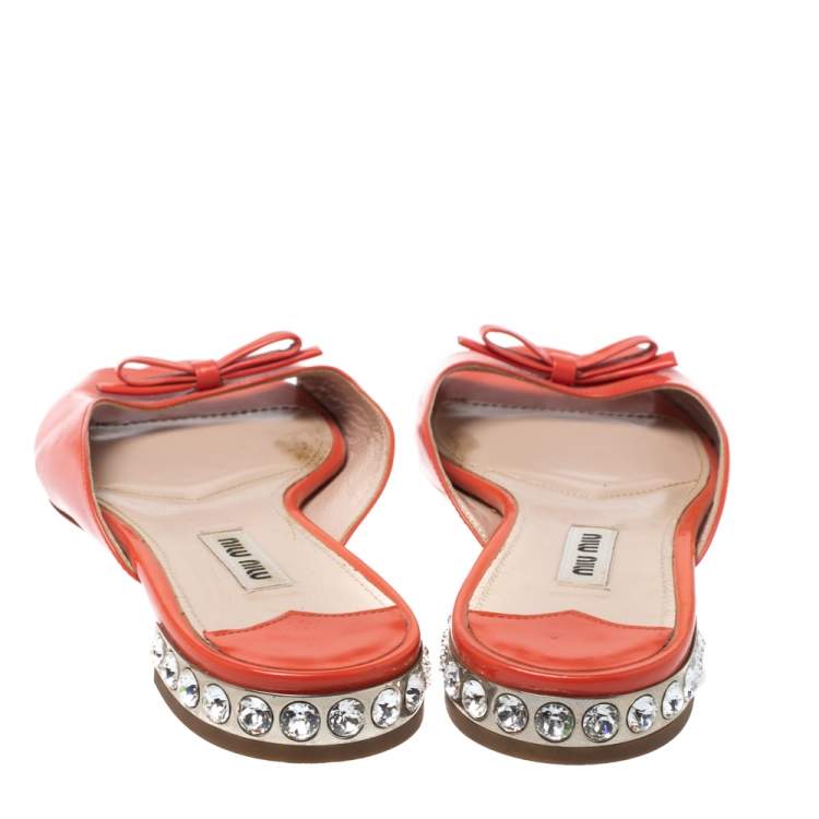 Pre Owned Miu Miu Orange Patent Leather Crystal Embellished Heel Bow Flat Slides Size 36