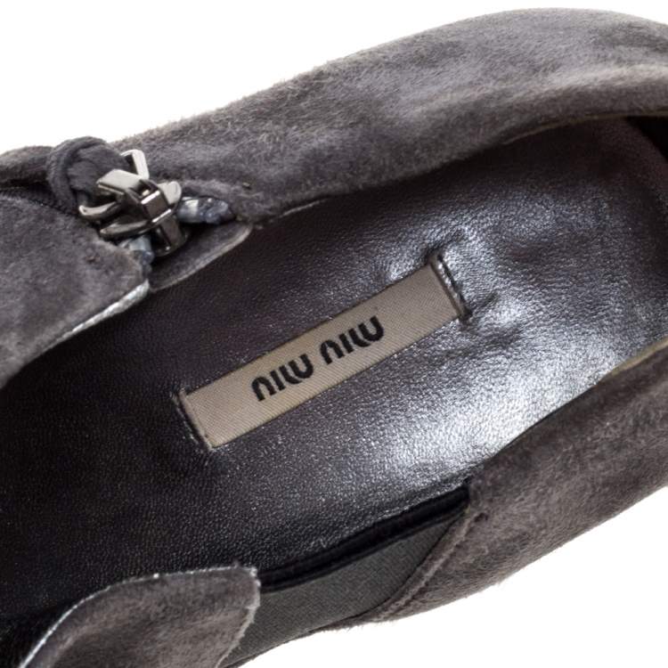 Pre Owned Miu Miu Grey Suede Ankle Booties Size 38
