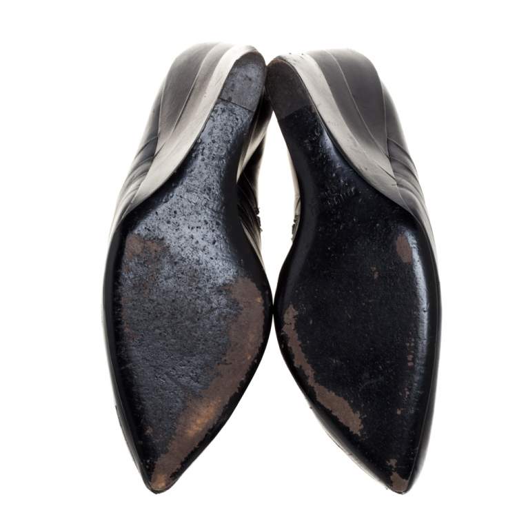 Pre Owned Miu Miu Black Leather Booties Size 39
