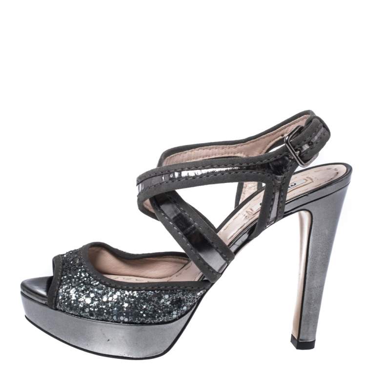 Pre Owned Miu Miu Metallic Grey Glitter And Suede Leather Trim Cross Strap Peep Toe Platform Sandals Size 37.5