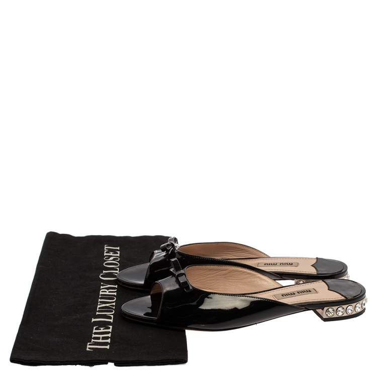 Pre Owned Miu Miu Black Patent Leather Crystal Embellished Heel Bow Flat Slides Size 36