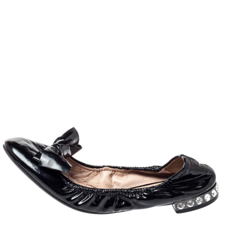 Logo Patent Leather Ballet Flats in Black - Miu Miu