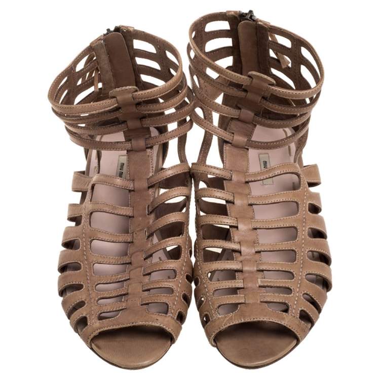 Pre Owned Miu Miu Light Brown Leather Gladiator Flat Sandals Size 39.5