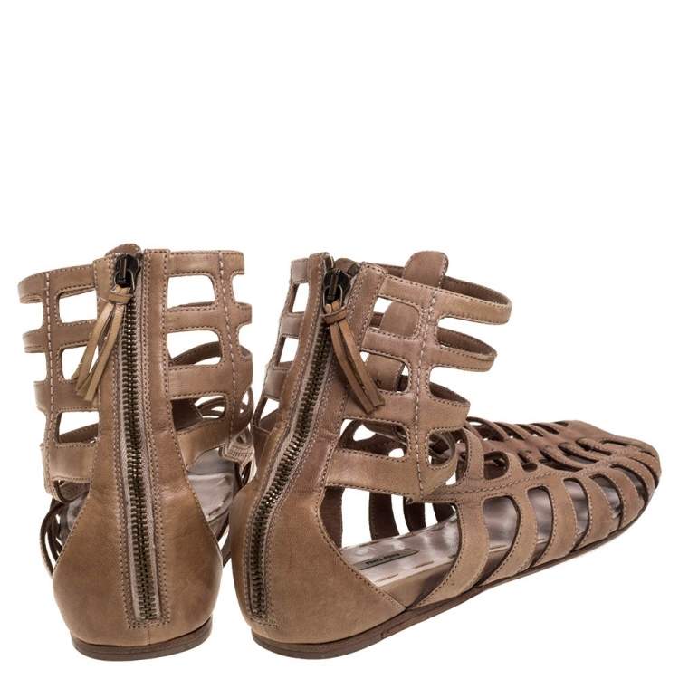 Pre Owned Miu Miu Light Brown Leather Gladiator Flat Sandals Size 39.5