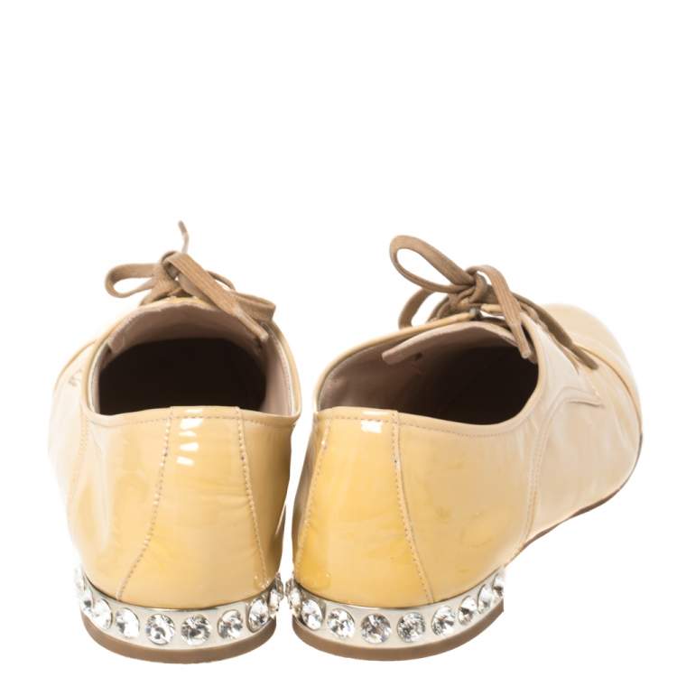 Pre Owned Miu Miu Beige Patent Leather Crystal Embellished Heel Lace Derby Size 36