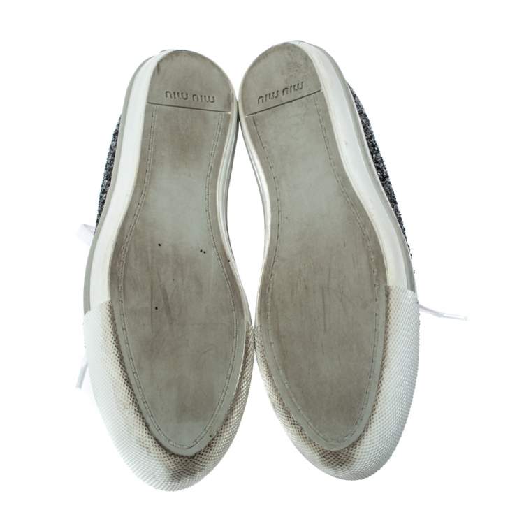 مملوكة مسبقًا Miu Miu Metallic Grey Coarse Glitter Metal Cap Toe Low Top Sneakers Size 38