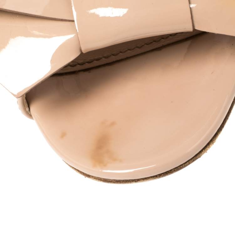 Pre Owned Miu Miu Beige Patent Leather Bow Slide Sandals Size 37