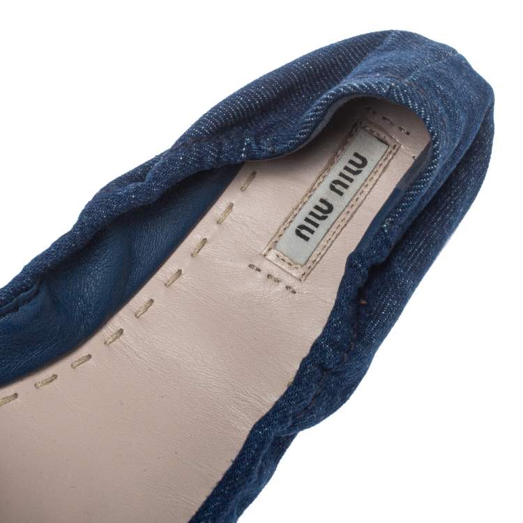 Pre Owned  Miu Miu Blue Denim And Leather Bow Scrunch Ballet Flats Size 40.5