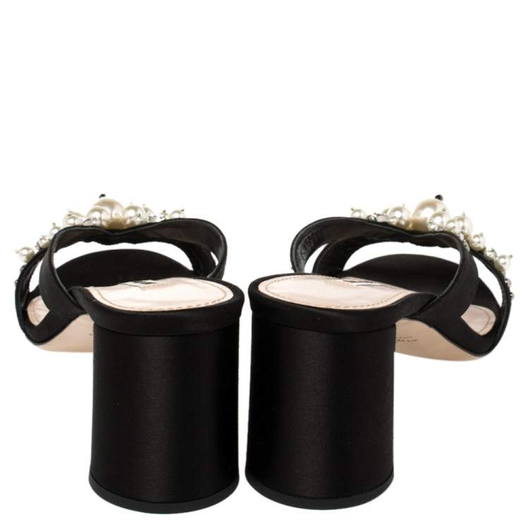Pre Owned Miu Miu Black Crystal And Pearl Embellished Satin Slide Sandals Size 40.5