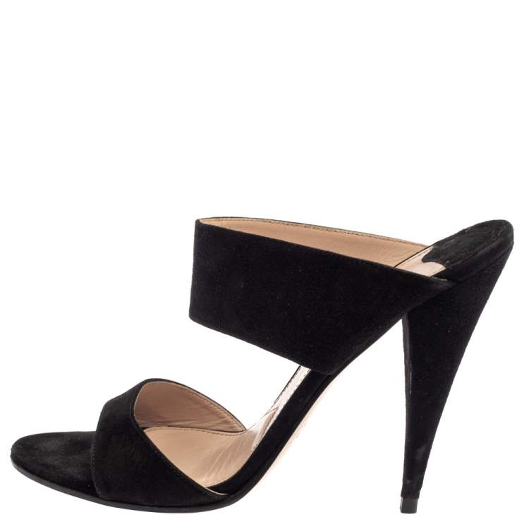 Pre Owned Miu Miu Black Suede Banded Sandals Size 39