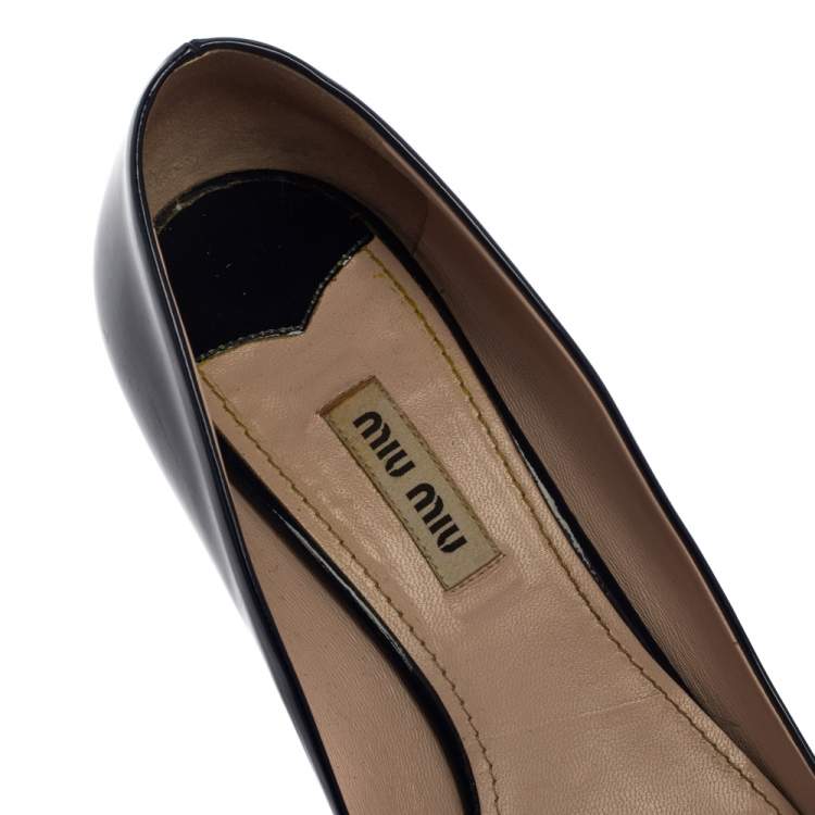 Pre Owned Miu Miu Blue Patent Leather Crystal Embellished Pumps Size 38