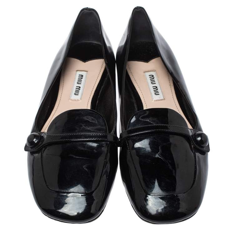 Pre Owned Miu Miu Black Patent Leather  Slip on Flats Size 36