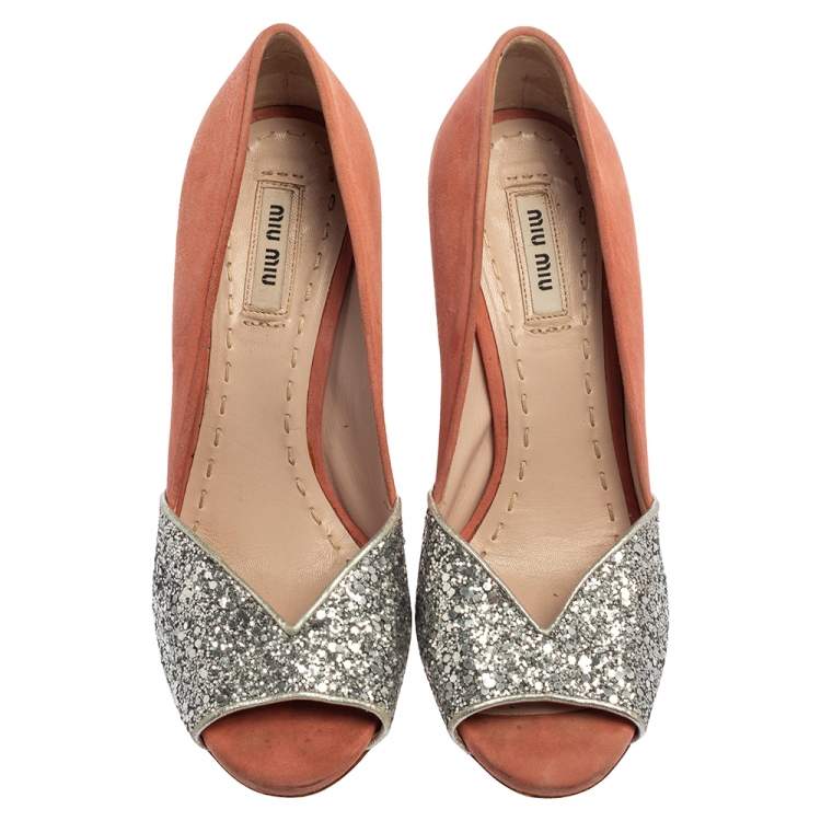 Pre Owned Miu Miu Silver/Pink Coarse Glitter and Suede Peep Toe Pumps Size 37
