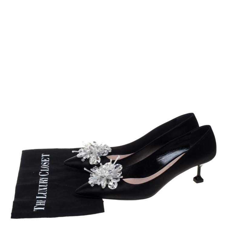 Pre Owned Miu Miu Black Satin Floral Crystal Embellished Pointed Toe Pumps Size 39.5