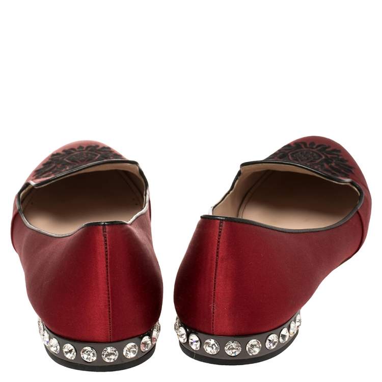 Pre Owned Miu Miu Red Satin Embroidered Crystal Studded Smoking Slippers Size 42