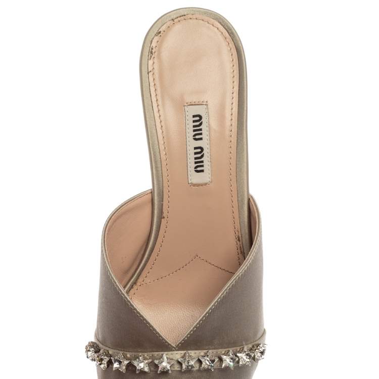 Pre Owned Miu Miu Grey Satin Crystal Embellished Slide Mule Sandals Size 37.5