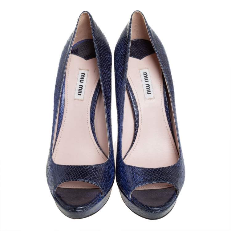 Pre Owned Miu Miu Blue/Black Python Embossed Leather Peep Toe Platform Pumps Size 39.5