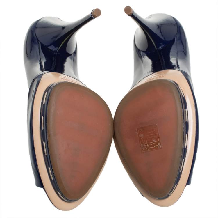 مملوكة مسبقًا Miu Miu Blue Patent Leather Peep Toe Platform Pumps Size 41