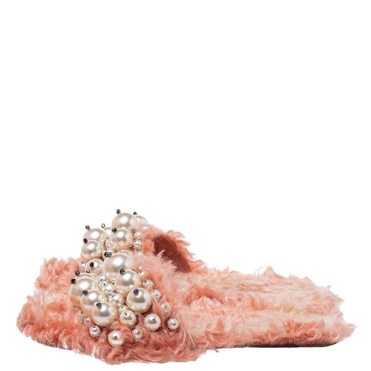 Pre Owned Miu Miu Pink Shearling Pearl Flat Sandals Size 36.5