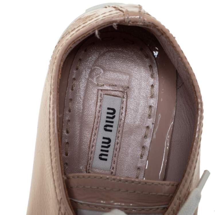 Pre Owned Miu Miu Beige Patent Leather Crystal Embellished Low Top Sneakers Size 39