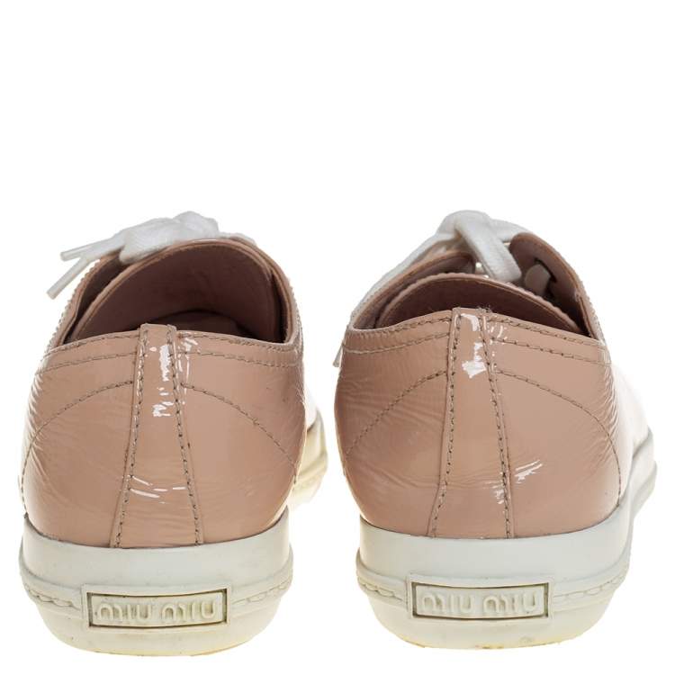 Pre Owned Miu Miu Beige Patent Leather Crystal Embellished Low Top Sneakers Size 39