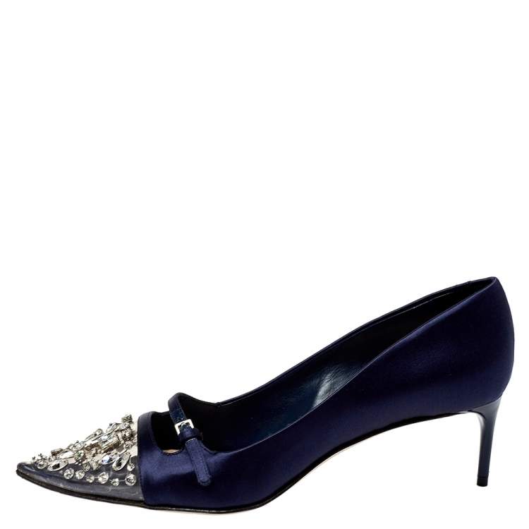مملوكة مسبقًا Miu Miu Blue Satin Crystal Embellished Buckle Detail Pointed Toe Pumps Size 38
