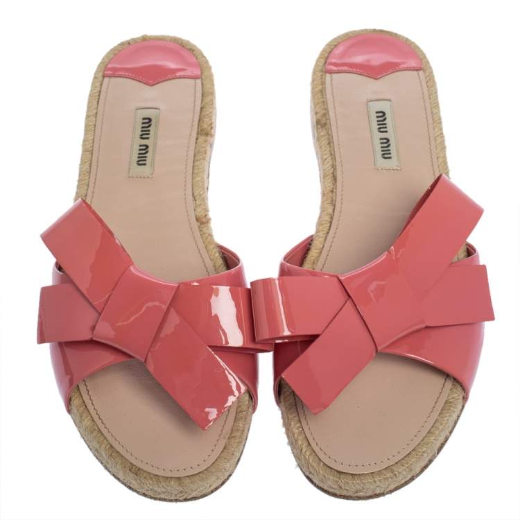 Pre Owned Miu Miu Pink Patent Leather Bow Espadrille Slide Flats Size 39