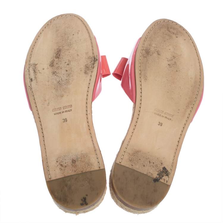 Pre Owned Miu Miu Pink Patent Leather Bow Espadrille Slide Flats Size 39