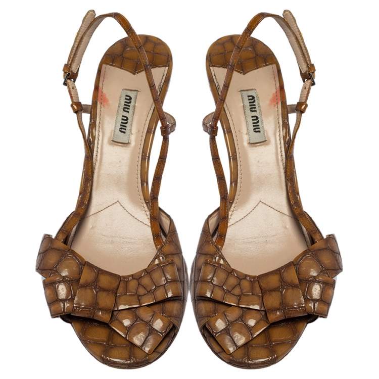 Pre Owned Miu Miu Brown Croc Embossed Leather Sandals Size 40