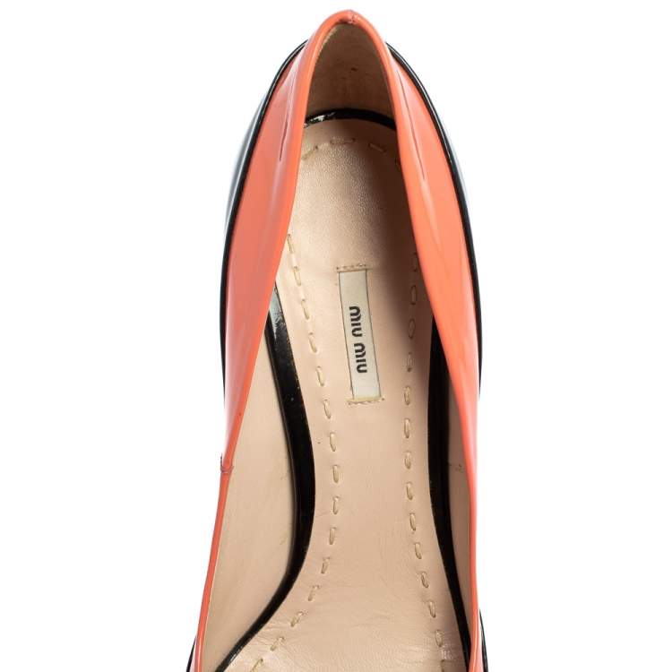 Pre Owned Miu Miu Black/Pink Patent Leather Bow Open Toe Pumps Size 38