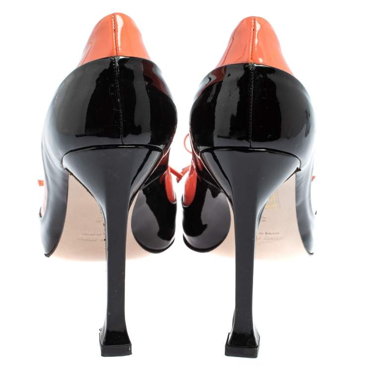 Pre Owned Miu Miu Black/Pink Patent Leather Bow Open Toe Pumps Size 38