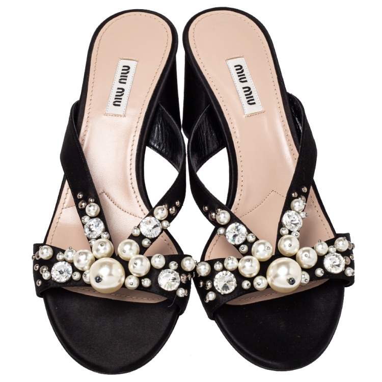 Pre Owned Miu Miu Black Satin Crystal And Pearl Embellished Slide Sandals Size 39