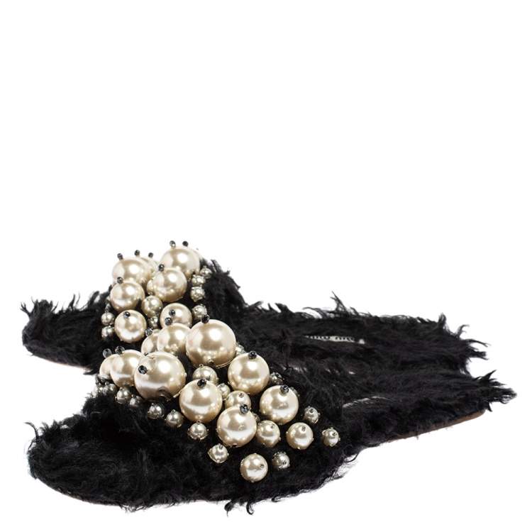 Pre Owned Miu Miu Black Fur Pearl Embellished Flat Sandals Size 39
