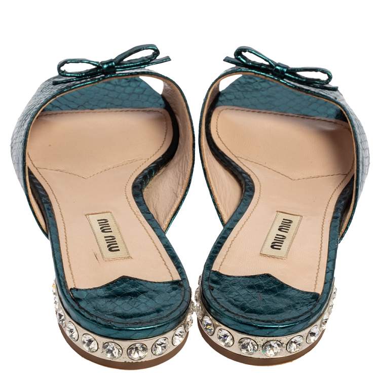 Pre Owned Miu Miu Metallic Teal Python Embossed Bow Detail Flat Sandals Size 38