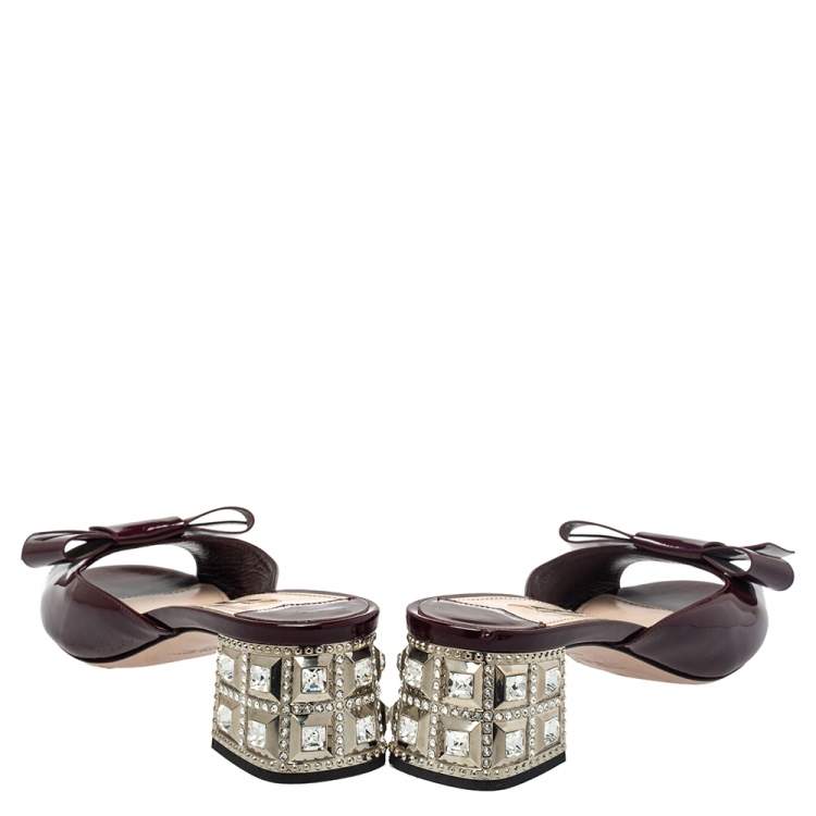 Pre Owned Miu Miu Burgundy Patent Leather Bow Slide Sandals Size 38