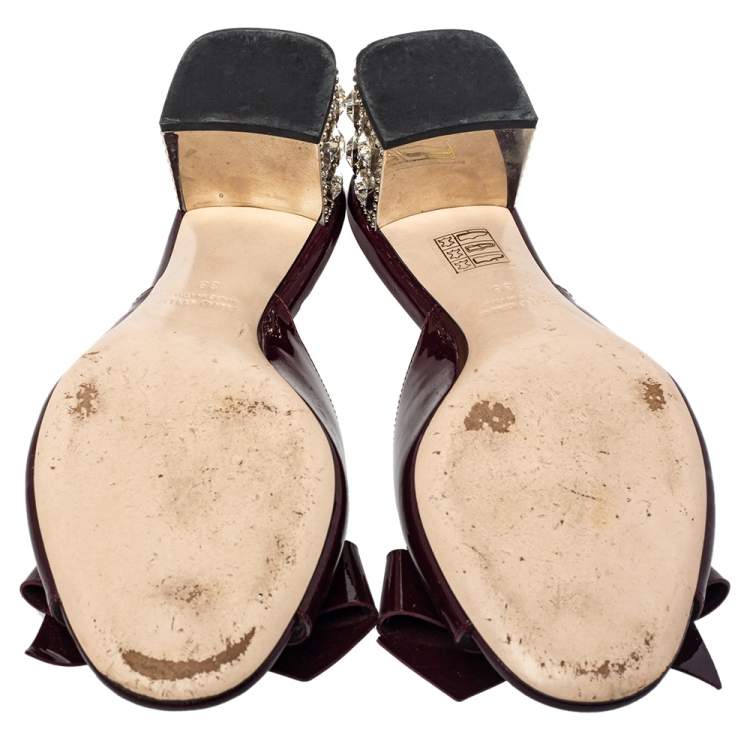 Pre Owned Miu Miu Burgundy Patent Leather Bow Slide Sandals Size 38