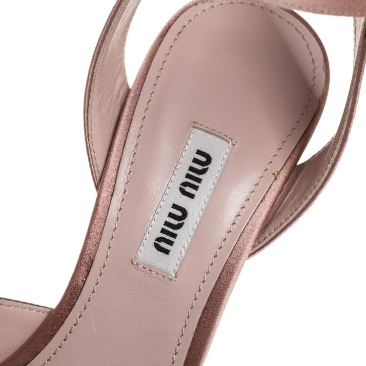 Pre Owned Miu Miu Beige Satin Crystal Embellished Heel Platform Ankle Strap Sandals Size 37