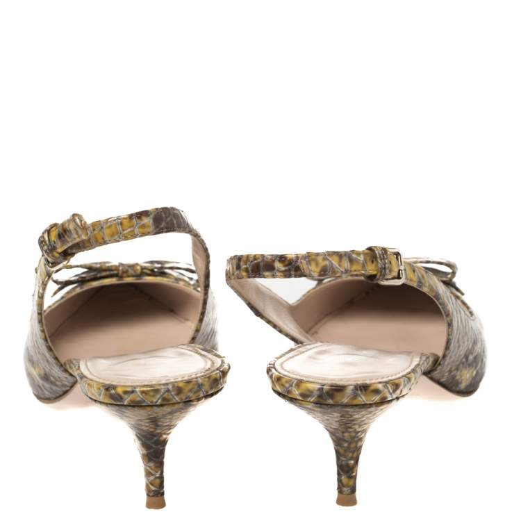 Pre Owned Miu Miu Green/Yellow Snakeskin Embossed Patent Bow Pointed Toe Slingback Sandals Size 38